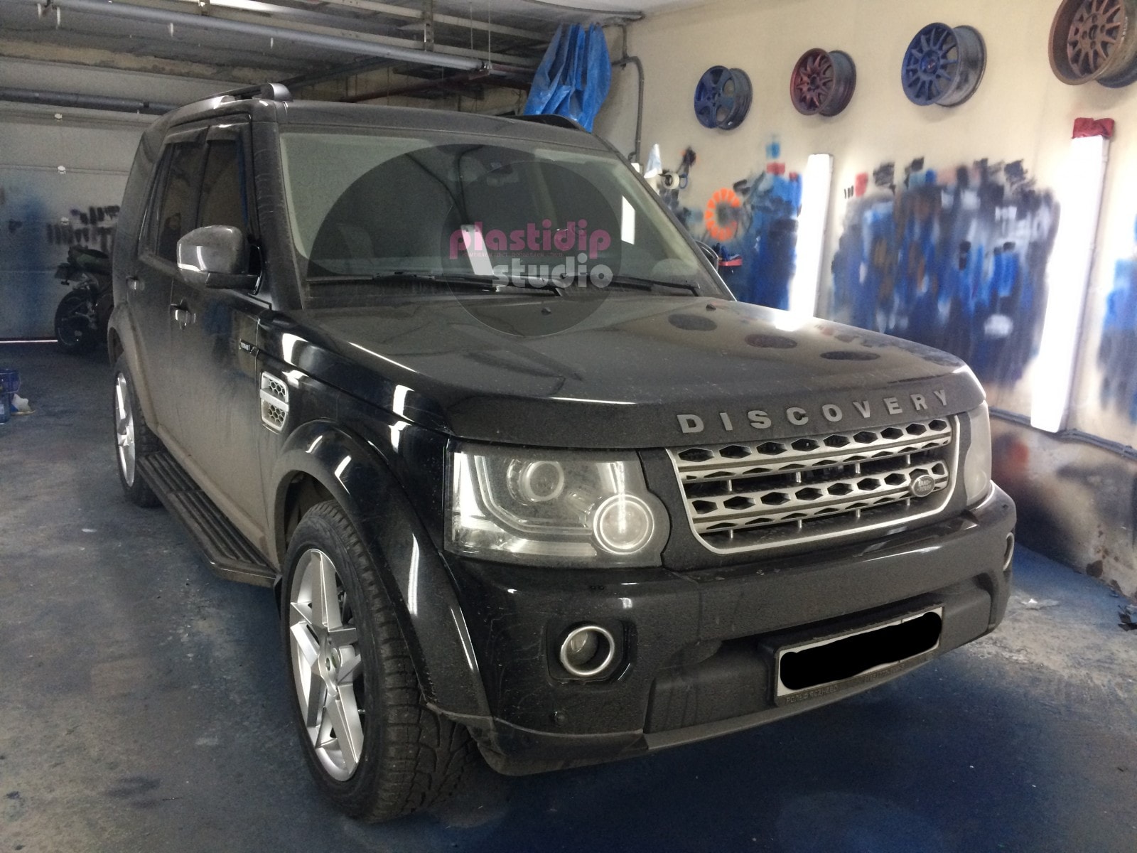 Land Rover Discovery антихром plastidip - Plastidip Studio (Москва)